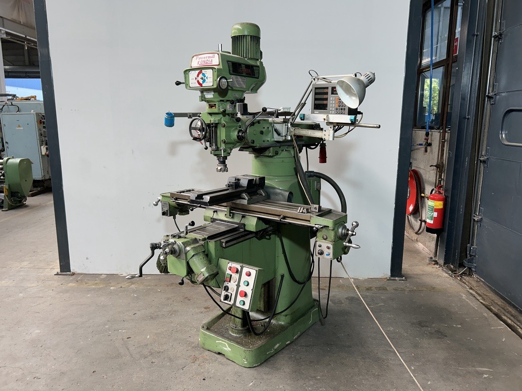 Universele freesmachine