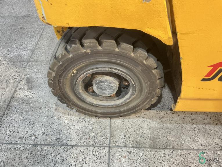 Jungheinrich EFG 320 WKH8.832 61 15941