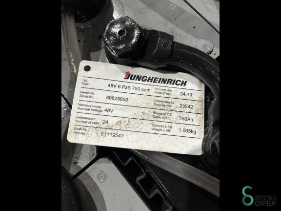 Jungheinrich EFG 320 WKH8.832 21 15941