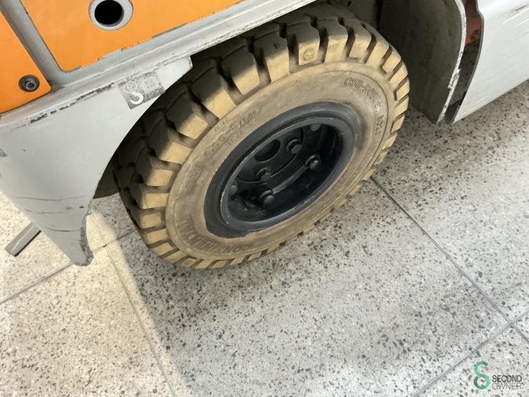 Still LTX70 WKH10.003 48 17444