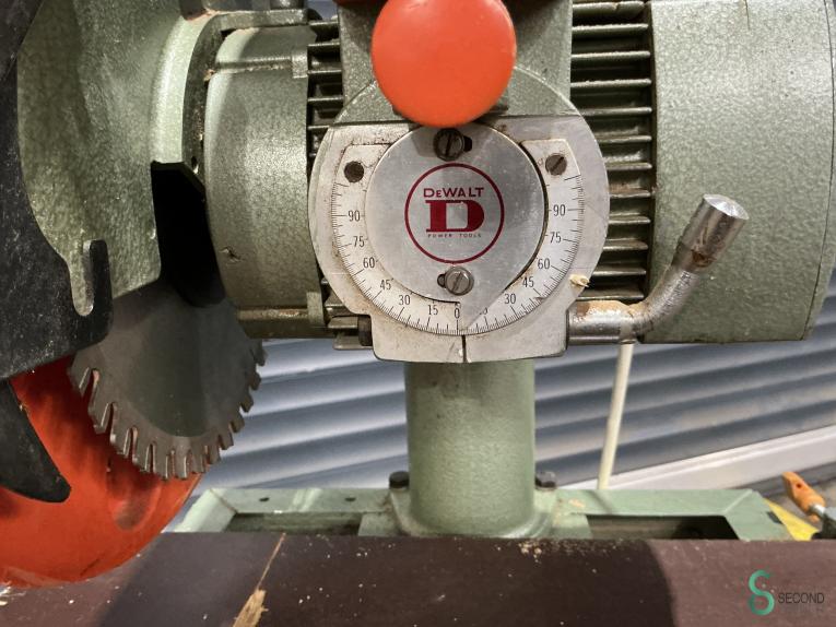 Dewalt HOU9.205 44 16489