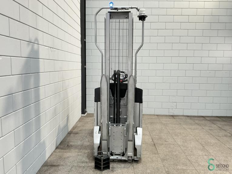 Still LTX-FF10 WKH10.005 33 17445