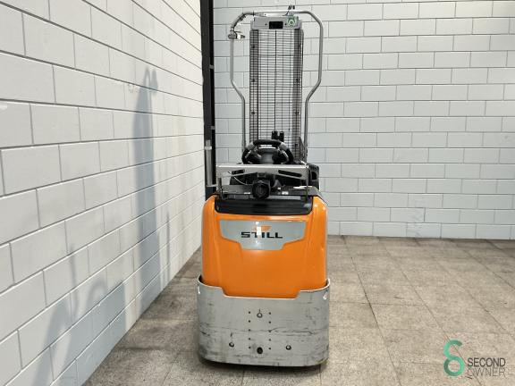 Still LTX-FF10 WKH10.005 3 17445