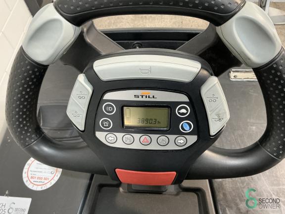 Still LTX-FF10 WKH10.005 6 17445