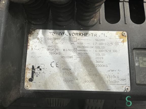 Toyota 02-8 FDF 25 WKH10.469 9 18018