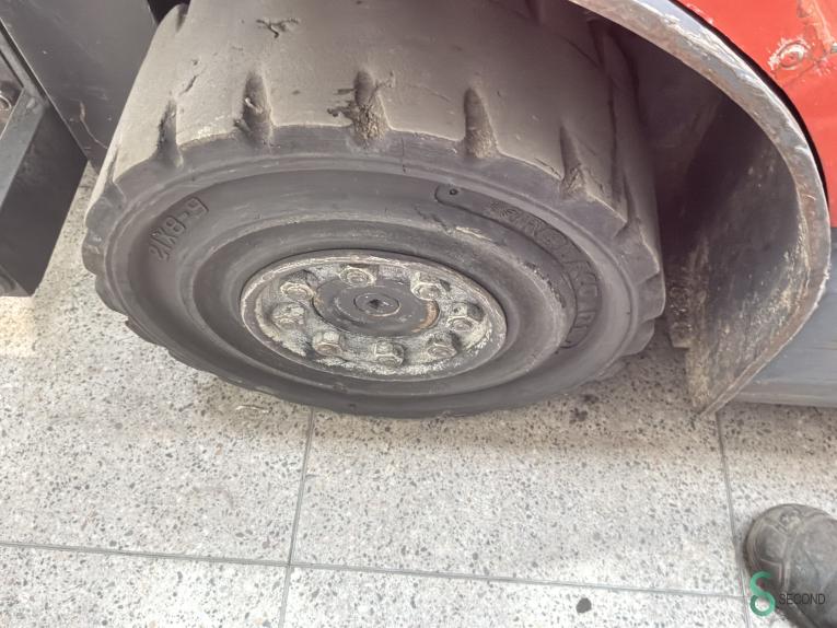 Toyota 7 FBMF 20 WKH9.422 52 16735