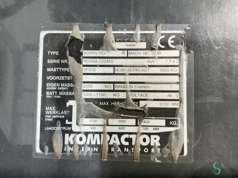 Nissan 1 N 1 L 18 Q WKH9.423 53 16760