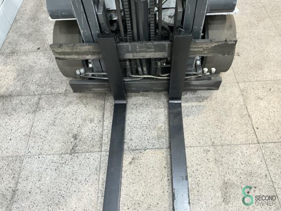 Nissan 1 N 1 L 18 Q WKH9.423 6 16760