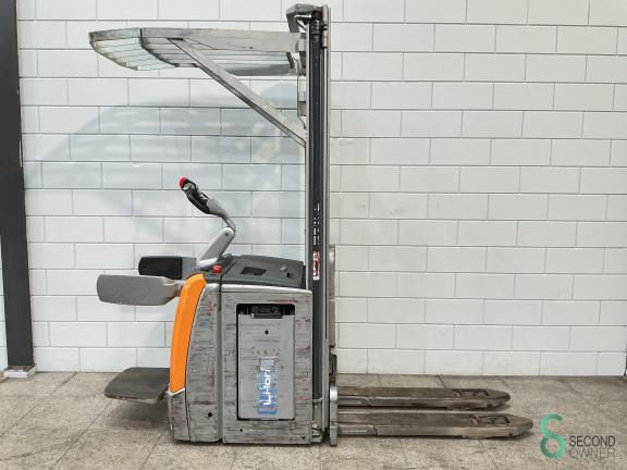 Still EXV-SF14 WKH10.577 2 18151