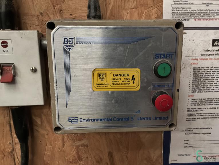 ECS HOU10.452 30 17998