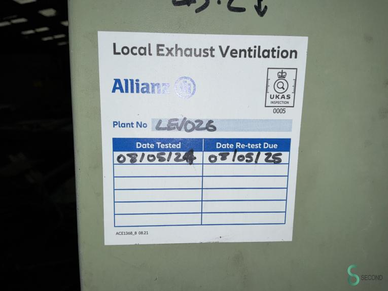 ECS HOU10.452 33 17998