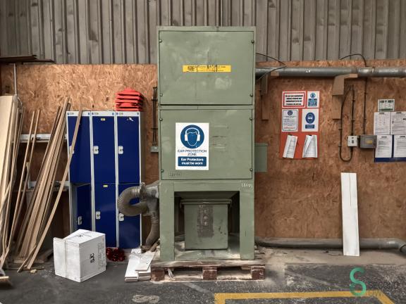 ECS HOU10.452 2 17998