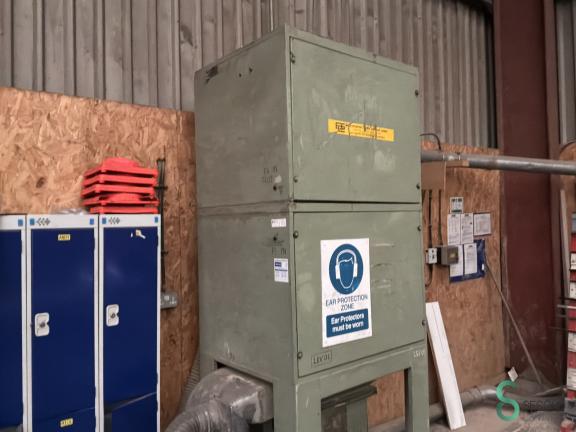 ECS HOU10.452 5 17998