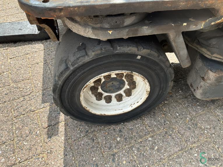 Combilift C4000 WKH10.402 27 17937