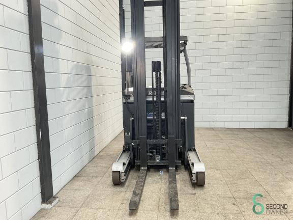 Still FM-X17 WKH10.031 4 17484