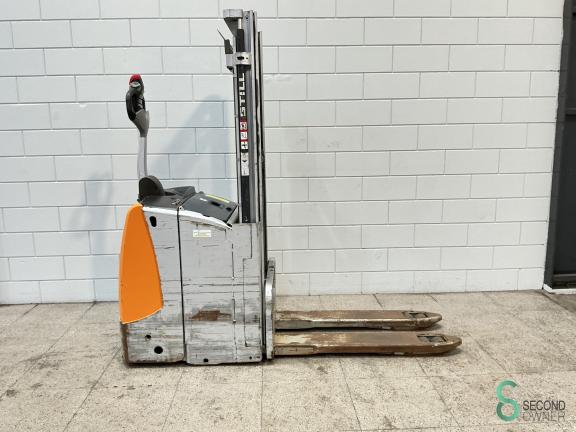 Still EXD-S20 WKH9.913 1  17338