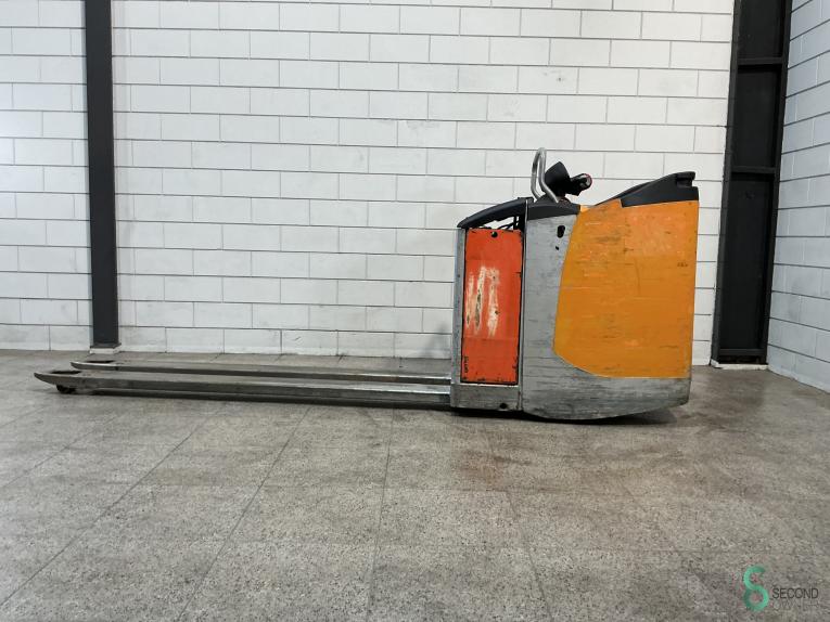 Still EXU-S24 WKH9.266 25 16555