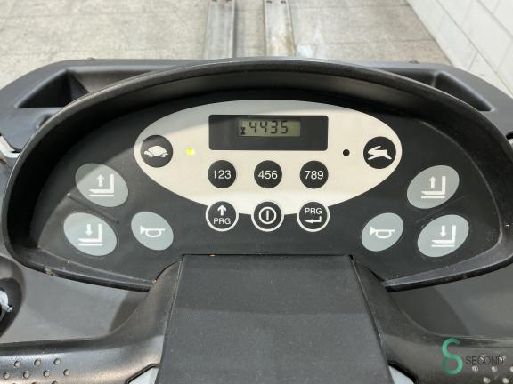 Still EXU-S24 WKH9.266 9 16555