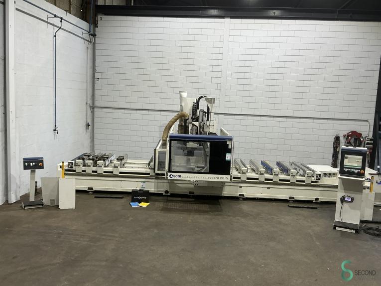 SCM Accord 20 FX HOU10.239 241 17725