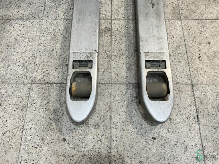 Still EXH-SF20 WKH9.985 39 17426