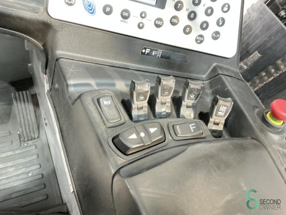 Still FM-X12 WKH9.281 15 16580