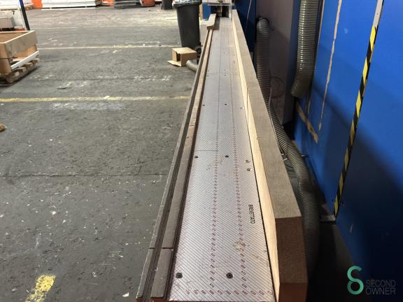 Omga V 235 HOU10.222 5 17705