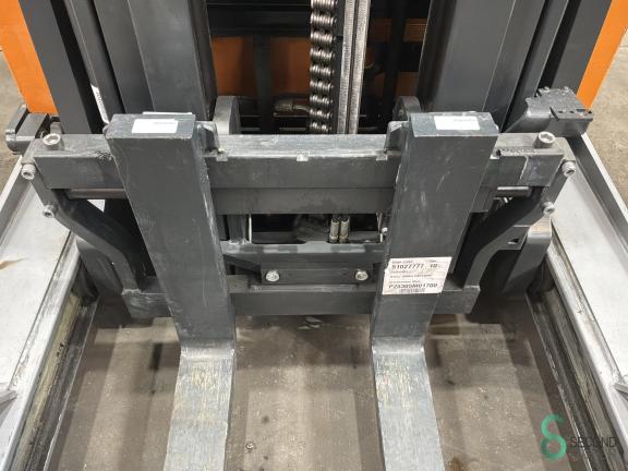 Still FM-X14 WKH12.039 3 20093