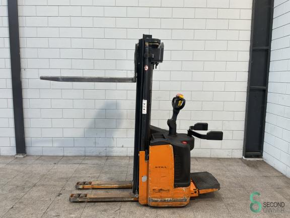 Still EGV-S14 WKH10.579 7 18154