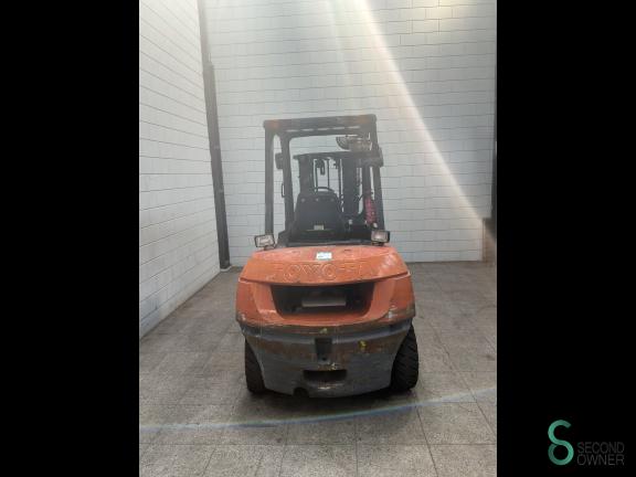 Toyota 42-7 FD 35 WKH11.455 6 19335