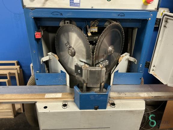 Omga V 235 HOU10.223 5 17706