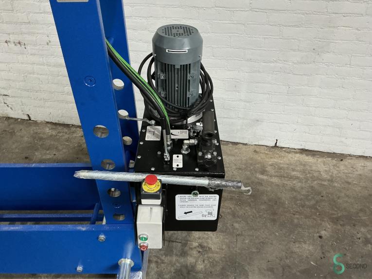 PROFI PRESS 100T M/H-M/C-2, Workshop-press MET12.372 24 20529