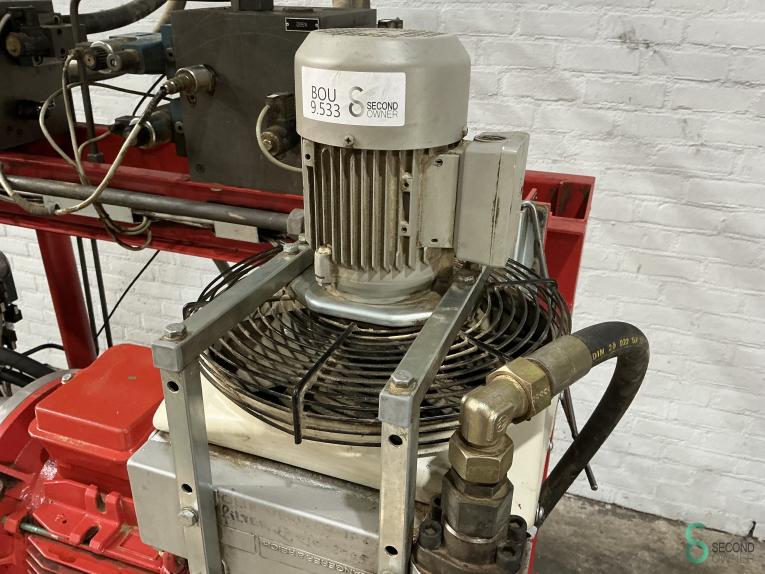 Bosch Hydroaggregat 30kW BOU9.533 34 16865