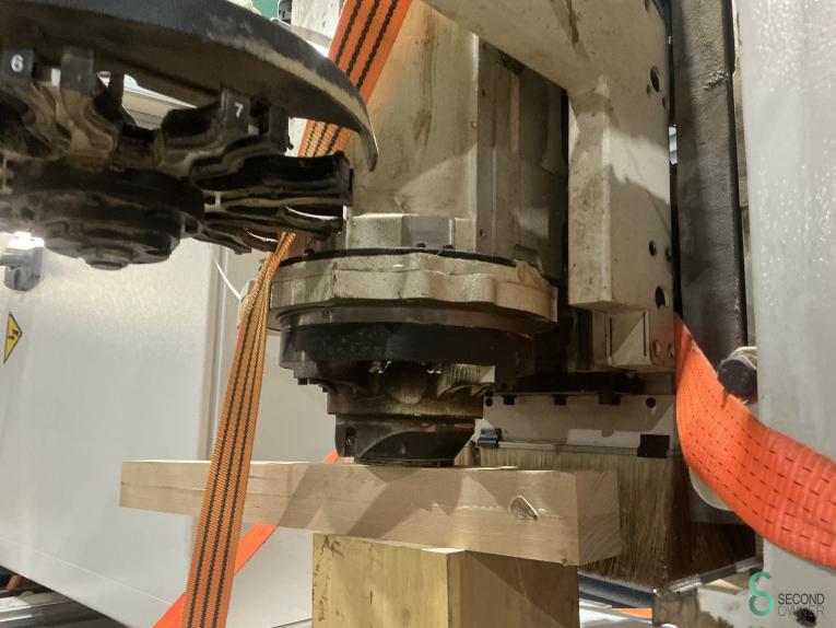 SCM HOU9.615 132 16977