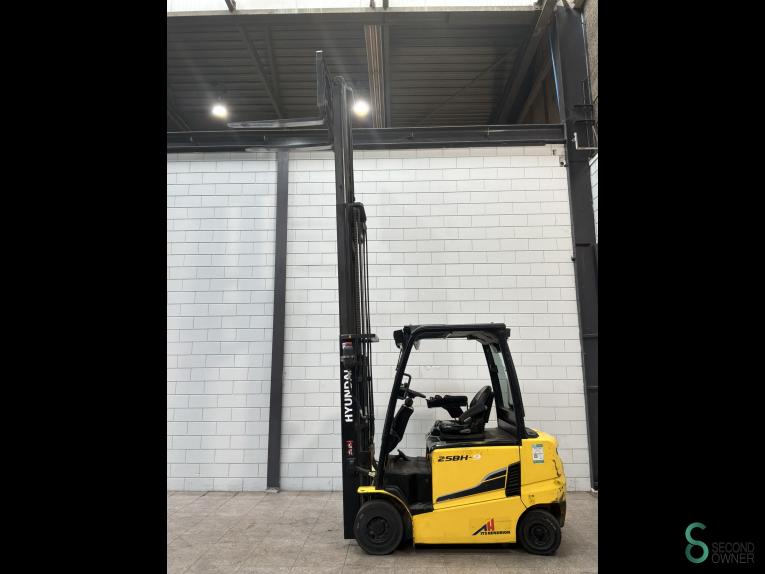 Hyundai 25BH 9 WKH11.835 44 19838