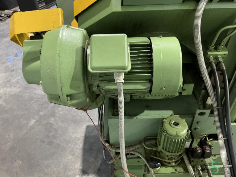 Behringer HBP-340 x 500mm MET9.619 48 16983