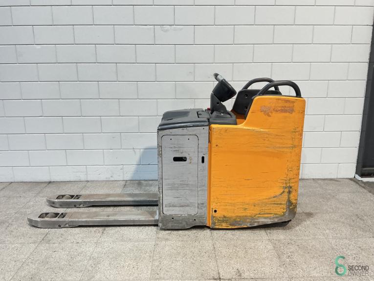 Still EXHS20 WKH10.289 33 17781