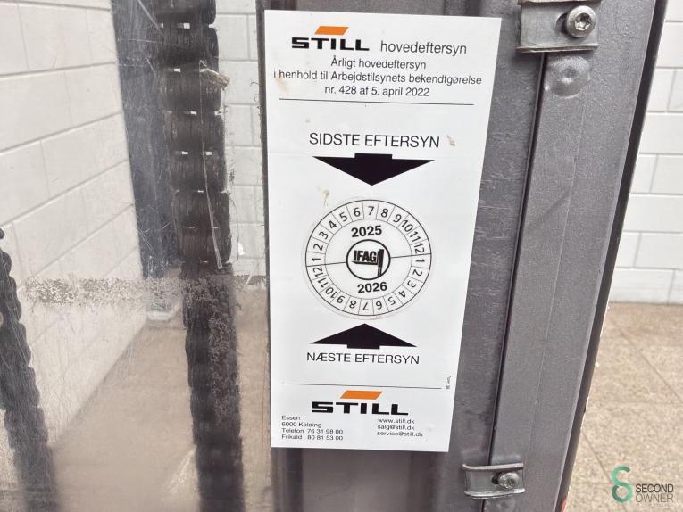 Still EXV-SF14 WKH11.187 52 18985