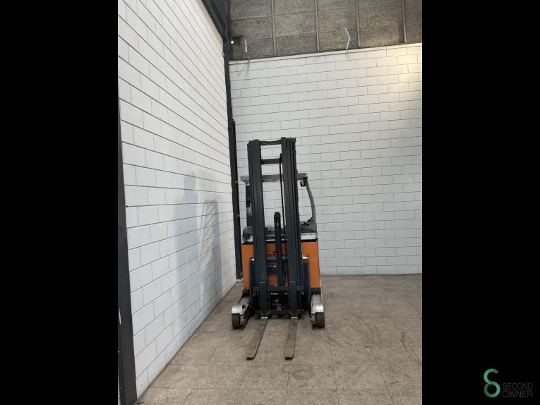 Still FM-X14 WKH9.899 39 17323