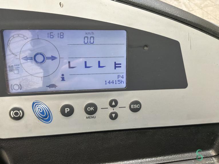 Still FM-X14 WKH9.899 43 17323