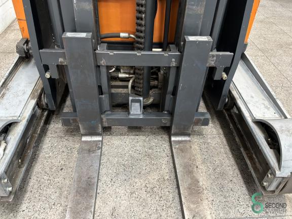 Still FM-X14 WKH9.899 6 17323