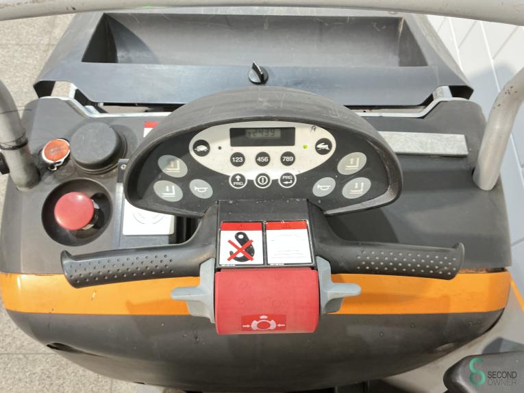 Still EXU-S22 WKH9.509 39 16841