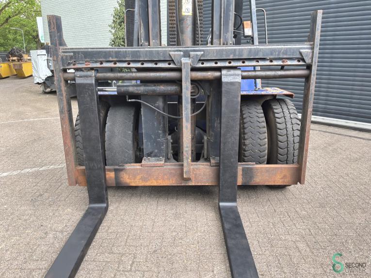Caterpillar V 330 C WKH10.866 32 18517