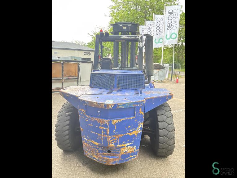 Caterpillar V 330 C WKH10.866 33 18517