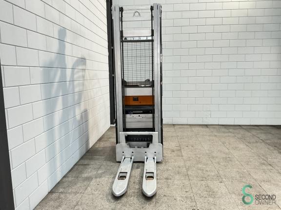 Still FXV14N WKH10.293 3 17778