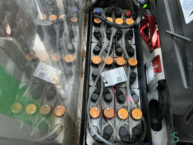 Still EXV-SF14 WKH9.511 43 16840