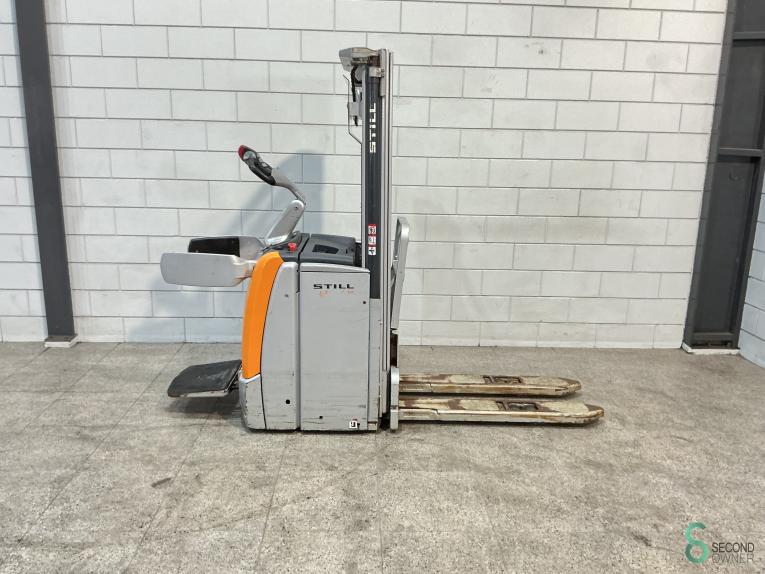 Still EXV-SF14 WKH9.511 35 16840