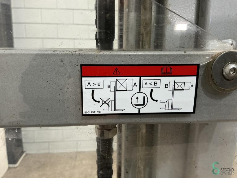 Still EXV-SF14 WKH9.511 45 16840