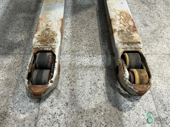 Still EXV-SF14 WKH9.511 16 16840