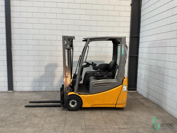 Jungheinrich EFG 216 WKH11.861 1  19876