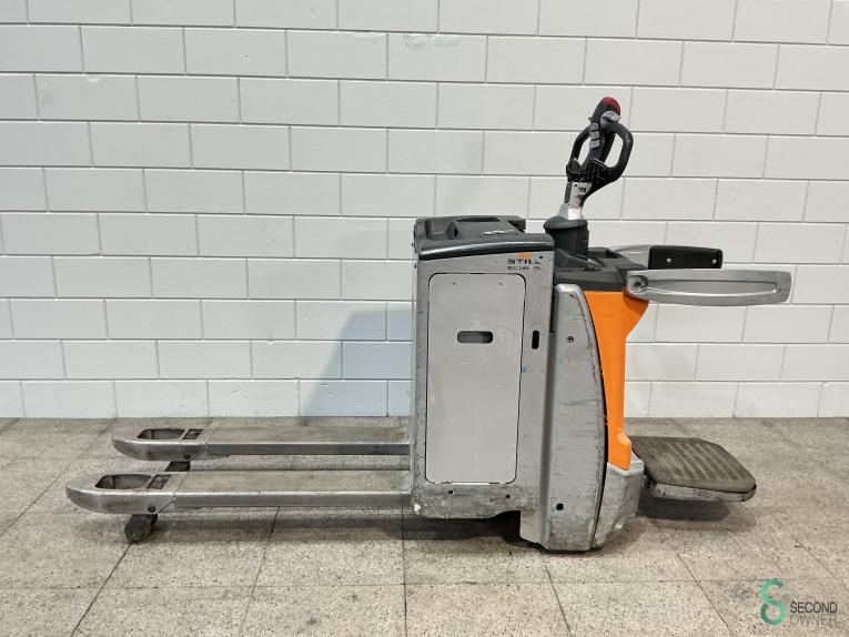 Still EXH-SF20 WKH9.986 37 17427